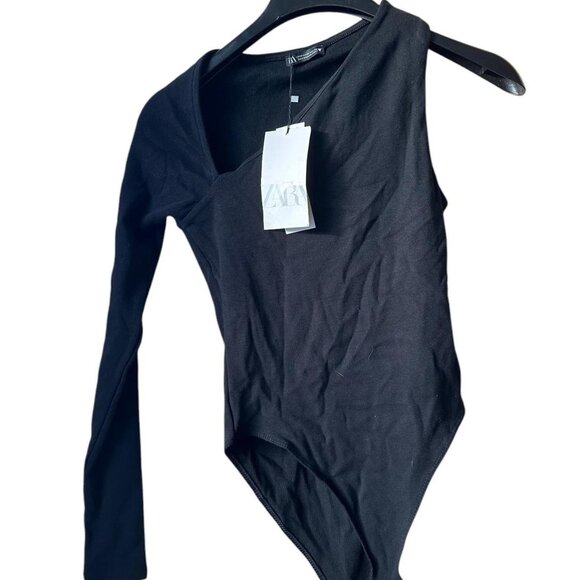Zara Black Bodysuit - Picture 1 of 2